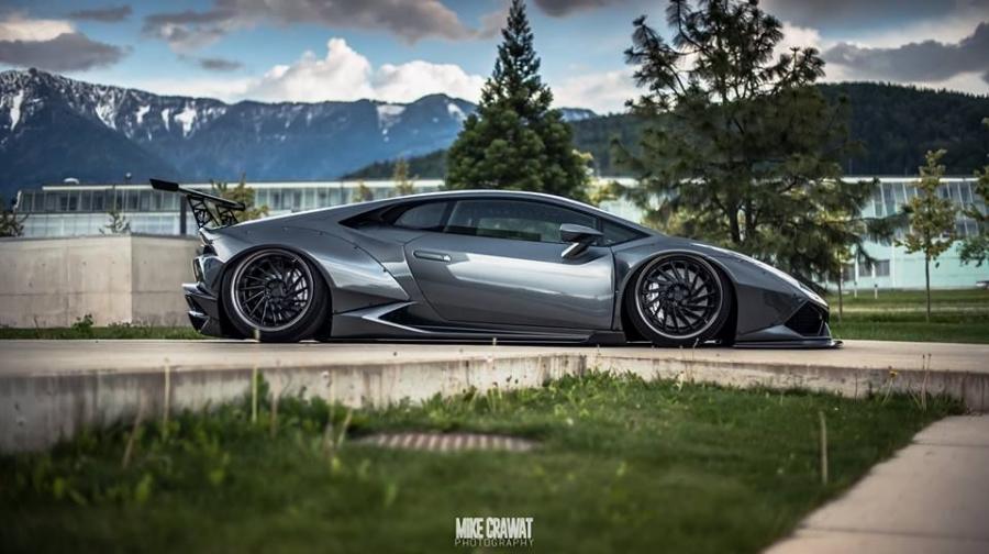  Lamborghini Huracan by Liberty Walk 2016 года  (фото 3 из 8)